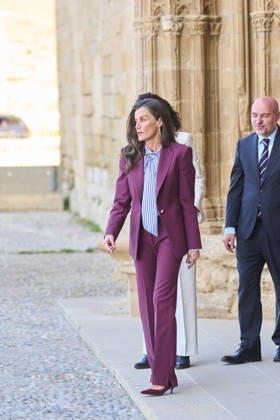 Queen Letizia attends the 16th Ap!Lleida Awards ceremony Queen Letizia of Spain attends the 16th Ap!Lleida Awards ceremony at Catedral de la Seu Vella on April 9, 2026 in Lleida, Spain Photo by IMAGO MPG Lleida Catedral de la Seu Vella Cataluna Spain Copyright: xMPGx