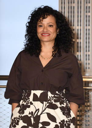 NEW YORK, NY APRIL 9 Judy Reyes visits the Empire State Building ahead of the Season Finale of Scrubs revival on ABC on April 9, 2026 in New York City Photo Credit John Fycke AdMedia 454910 2026 04 09 New York New York City Copyright: xAdMediax STAR_454910_017