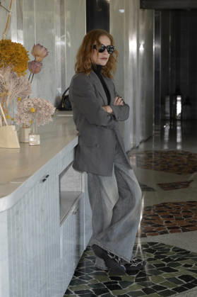 April 8, 2026, Rome, Italy: Isabelle Huppert attends the photocall of movie La donna piÃ¹ ricca del mondo (La femme la plus riche au monde) at Sofitel Hotel Villa Borghese. Rome Italy - ZUMAs197 20260408_aaa_s197_167 Copyright: xMarioxCartellix