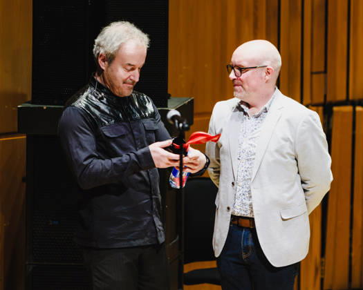 Gunning Inspiration Award during the London Soundtrack Festival on Thursday 9 April 2026 David Arnold accepts the Gunning Inspiration Award during the London Soundtrack Festival on Thursday 9 April 2026 at Barbican Hall , London. David Arnold was presented the award by festival artistic director Michael Beek., Credit:Julie Edwards Avalon  Copyright: xJuliexEdwardsx xAvalonx 1089865069