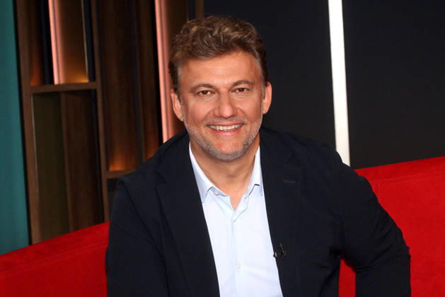 Jonas Kaufmann as a guest on the program DAS Rote Sofa NDR on 11 04 2026 in Hamburg Jonas Kaufmann as a guest on the show DAS Rote Sofa NDR in Hamburg