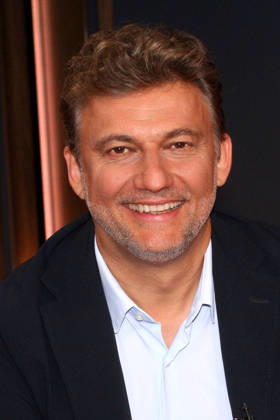 Jonas Kaufmann as a guest on the program DAS Rote Sofa NDR on 11 04 2026 in Hamburg Jonas Kaufmann as a guest on the show DAS Rote Sofa NDR in Hamburg
