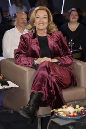 Bettina Tietjen at the recording of the NDR Talk Show in the NDR television studio Lokstedt Hamburg, 10 04 2026 Foto:xH.xHartmannx xFuturexImagex ndr_talk1004_6301