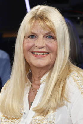Marlene Charell at the recording of the NDR Talk Show in the NDR television studio Lokstedt Hamburg, 10 04 2026 Foto:xH.xHartmannx xFuturexImagex ndr_talk1004_6341