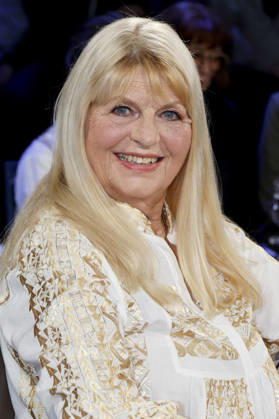 Marlene Charell at the recording of the NDR Talk Show in the NDR television studio Lokstedt Hamburg, 10 04 2026 Foto:xH.xHartmannx xFuturexImagex ndr_talk1004_6347