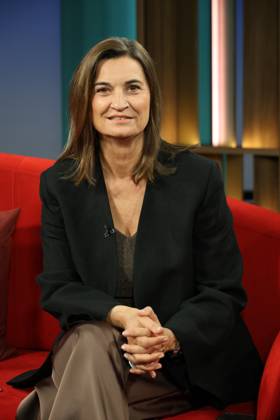 Inka Schneider, television presenter, in the television program DAS Rote Sofa, a live talk show of Norddeutscher Rundfunk, photo session on 10 4 2026 in the television studio of NDR in Hamburg Lokstedt