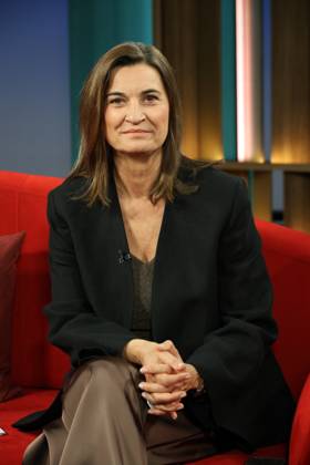 Inka Schneider, television presenter, in the television program DAS Rote Sofa, a live talk show of Norddeutscher Rundfunk, photo session on 10 4 2026 in the television studio of NDR in Hamburg Lokstedt