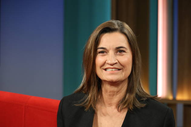 Inka Schneider, television presenter, in the television program DAS Rote Sofa, a live talk show of Norddeutscher Rundfunk, photo session on 10 4 2026 in the television studio of NDR in Hamburg Lokstedt