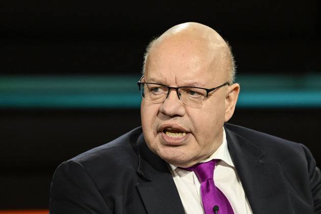 Peter Altmaier Politician 04 26 her Peter Altmaier on April 1, 2026 in Markus Lanz , ZDF TV Television Talk Show Talk Show Germany German German man Ex Federal Minister of Economics CDU former former Minister Federal Minister of Economics Politics German politician cross portrait speaking