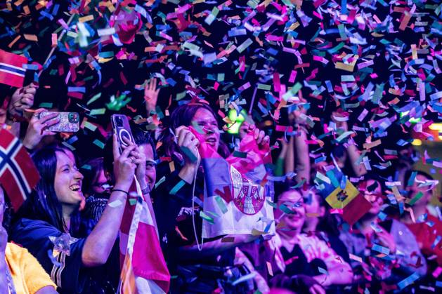 AMSTERDAM - Eurovision fans at AFAS Live during Eurovision in Concert. During the concert, various participants perform their entries for the Song Contest. ANP PAUL BERGEN netherlands out - belgium out  Copyright: xx x555590840x originalFilename: 555590840.jpg