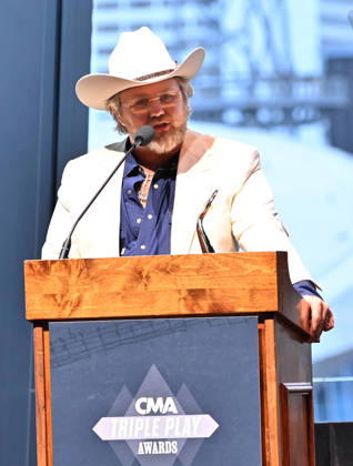 2026 CMA Triple Play Awards Ernest Keith Smith onstage at the 2026 CMA Triple Play Awards at the Country Music Hall of Fame and Museum on April 13, 2026 in Nashville, TN. Nashville Country Music Hall of Fame and Museum Tennessee USA Copyright: xTammiexArroyo AFF-USA.comx