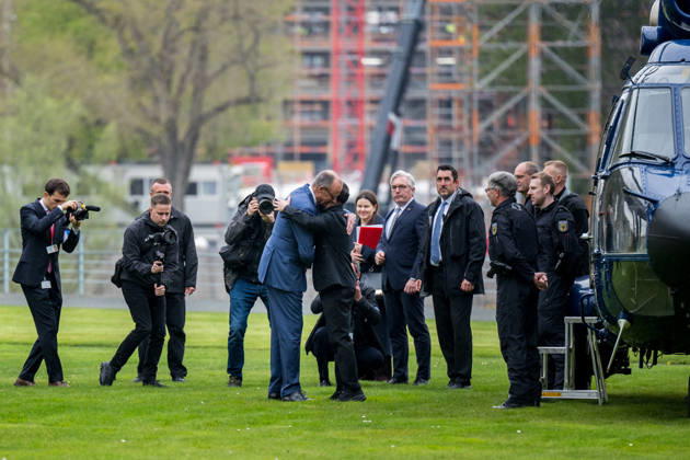 Federal Chancellor Friedrich Merz receives the Ukrainian President Volodymyr Selenskyj at a helicopter on the occasion of the German-Ukrainian government consultations at the Federal Chancellery in Berlin on 14 April 2026 Photo Bildgehege German-Ukrainian government consultations