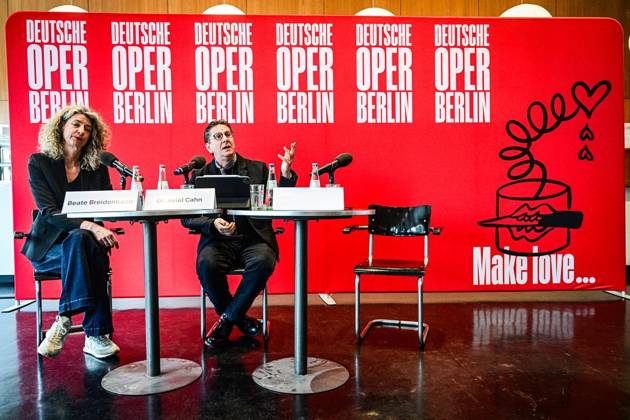 Annual Pk Deutsche Oper Berlin for the 2026 27 season FOR EDITORIAL PURPOSES ONLY EDITORIAL USE ONLY p Annual Pk Deutsche Oper Berlin for the 2026 27 season with the new artistic director Aviel Cahn and chief dramaturge Beate Breidenbach, photographed on 14 04 2026 in Berlin Berlin Berlin Berlin Copyright MaurizioxGambarini Copyright: MaurizioxGambarini doc85ev3co9y0zu9zmxh42 ,EDITORIAL USE ONLY Copyright: MaurizioxGambarini