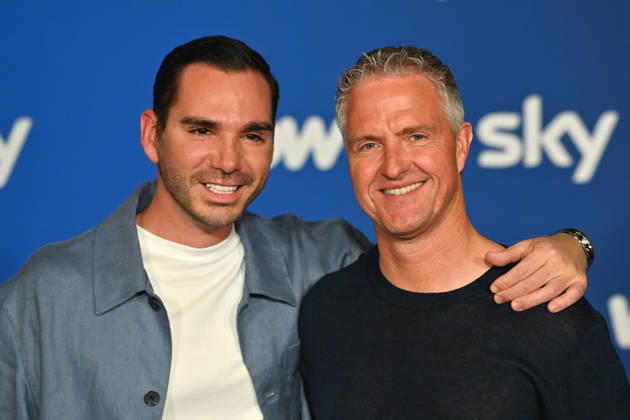v re Ralf SCHUMACHER with partner Etienne BOUSQUET CASSAGNE Munich program presentation SKY SPOTLIGHT, Sky Originals on 15 04 2026 at the Hotel Bayerischer Hof
