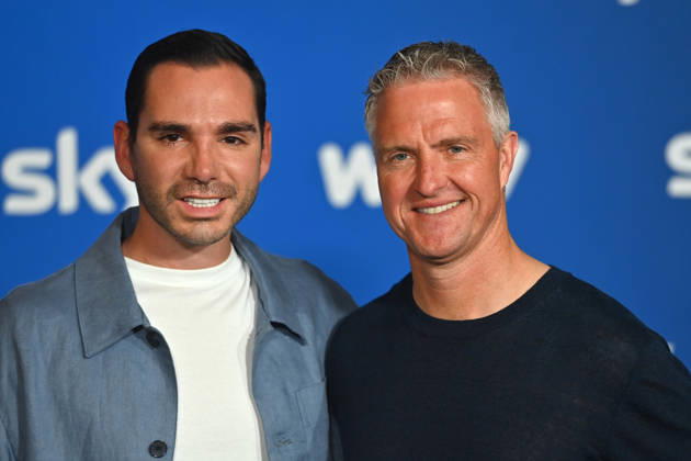 v re Ralf SCHUMACHER with partner Etienne BOUSQUET CASSAGNE Munich program presentation SKY SPOTLIGHT, Sky Originals on 15 04 2026 at the Hotel Bayerischer Hof