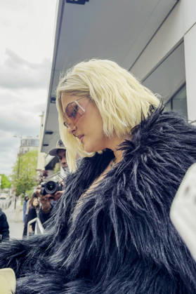 Singer Bebe Rexha arrives at the NRJ studios in Paris, France, April 15, 2026 Jack Bussat Bestimage Singer Bebe Rexha was seen in Paris as she attended an NRJ music émission Paris France Copyright: xJackxBussatx xBestimagexJackxBussatx xBestimagex