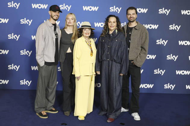 Nino Sifkovits, Cheyenne Savannah Ochsenknecht, Bärbel Wierichs, Natascha Ochsenknecht and Jimi Blue Ochsenknecht at the Sky Spotlight program presentation at the Hotel Bayerischer Hof Munich, 15 04 2026 Foto:xAgenturxWehnertx xZichyx xFuturexImagex sky_6433
