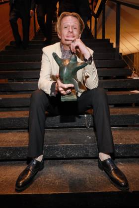 32 BZ Kulturpreis prizewinner Alexander Scheer sniffles BZ Kulturpreis, Haus der Berliner Festspiele, Berlin Date 15 04 2026 Copyright: xEventpress Kratschx