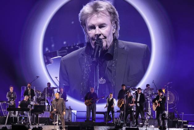 16 04 2026, Howard Carpendale, singer, in concert live in the Uber Arena, Berlin, my farewell tour, Schlager, Berlin