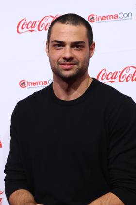 Noah Centineo at arrivals for CinemaCon 2026 Big Screen Achievement Awards, OMNIA Nightclub, The Dolby Colosseum, Caesars Palace, Las Vegas, NV, April 16, 2026. Photo By: JA Everett Collection CinemaCon 2026 Big Screen Achievement Awards PUBLICATIONXNOTxINxCANxCHNxFRAxITAxJPNxNORxPOLxRUSxESPxUKxUSA