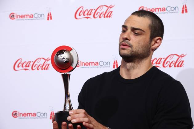 Noah Centineo at arrivals for CinemaCon 2026 Big Screen Achievement Awards, OMNIA Nightclub, The Dolby Colosseum, Caesars Palace, Las Vegas, NV, April 16, 2026. Photo By: JA Everett Collection CinemaCon 2026 Big Screen Achievement Awards PUBLICATIONXNOTxINxCANxCHNxFRAxITAxJPNxNORxPOLxRUSxESPxUKxUSA