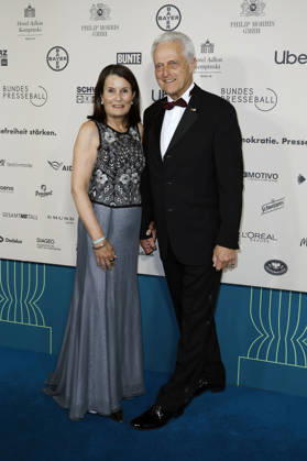 Peter Ramsauer with his wife Susanne Ramsauer at the 73 Federal Press Ball 2026 at the Hotel Adlon Kempinski Berlin, 17 04 2026 Foto:xJ.xMWx xFuturexImagex bundespresseball_6406