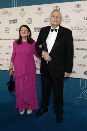 Reinhard Schlinkert with his wife Nurten Schlinkert at the 73 Federal Press Ball 2026 at the Hotel Adlon Kempinski Berlin, 17 04 2026 Foto:xJ.xMWx xFuturexImagex bundespresseball_6407