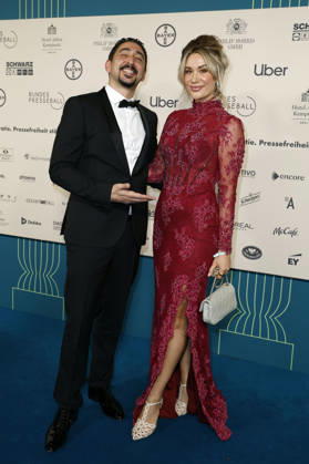 Eko Fresh with wife Sarah Bora at the 73 Federal Press Ball 2026 at the Hotel Adlon Kempinski Berlin, 17 04 2026 Foto:xJ.xMWx xFuturexImagex bundespresseball_6425