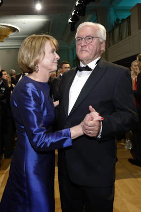 Frank Walter Steinmeier with his wife Elke Büdenbender at the 73 Federal Press Ball 2026 at the Hotel Adlon Kempinski Berlin, 17 04 2026 Foto:xJ.xMWx xFuturexImagex bundespresseball_6448