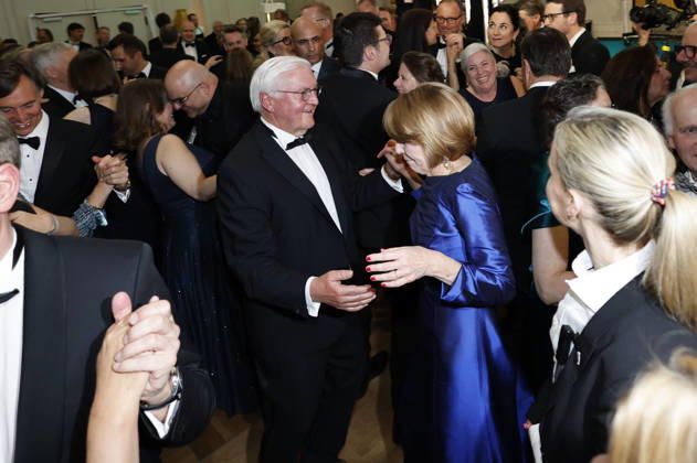 Frank Walter Steinmeier with his wife Elke Büdenbender at the 73 Federal Press Ball 2026 at the Hotel Adlon Kempinski Berlin, 17 04 2026 Foto:xJ.xMWx xFuturexImagex bundespresseball_6454