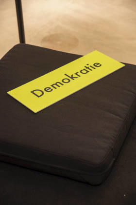 ABB PRESS BALL Chair with the yellow sign Aufschrifft Demokratie at the 73 Federal Press Ball at the Hotel Adlon Kempinski on 17 04 2026 in Berlin