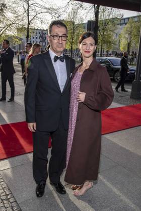 ABB PRESS BALL Cem Ozdemir with Mrs. Flavia Zaka Buendnis 90 Die Gruenen as guest at the73 Federal Press Ball at the Hotel Adlon Kempinski on 17 04 2026 in Berlin