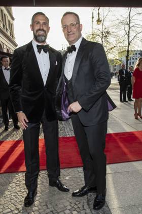 ABB PRESS BALL Daniel Funke and Jens Spahn with husband as guests at the 73 Federal Press Ball at the Hotel Adlon Kempinski on 17 04 2026 in Berlin