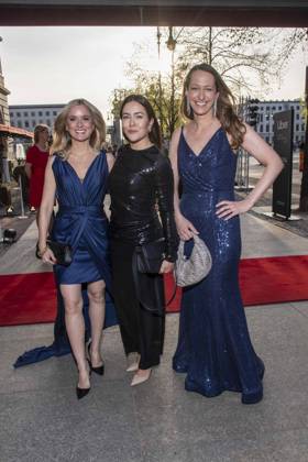 ABB PRESS BALL Angela van Brakel, Aline Abboud and guest at the 73 Federal Press Ball at the Hotel Adlon Kempinski on 17 04 2026 in Berlin
