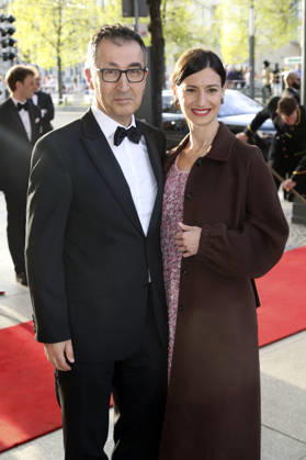 Cem Özdemir with his wife Flavia Zaka at the 73 Federal Press Ball 2026 at the Hotel Adlon Kempinski Berlin, 17 04 2026 Foto:xAgenturxWehnertx xGränzdörferx xFuturexImagex bundespresseball_6475