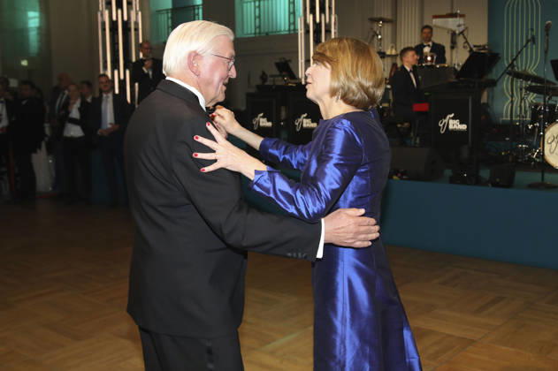 Frank Walter Steinmeier with his wife Elke Büdenbender at the 73 Federal Press Ball 2026 at the Hotel Adlon Kempinski Berlin, 17 04 2026 Foto:xAgenturxWehnertx xGränzdörferx xFuturexImagex bundespresseball_6533