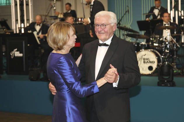 Frank Walter Steinmeier with his wife Elke Büdenbender at the 73 Federal Press Ball 2026 at the Hotel Adlon Kempinski Berlin, 17 04 2026 Foto:xAgenturxWehnertx xGränzdörferx xFuturexImagex bundespresseball_6535