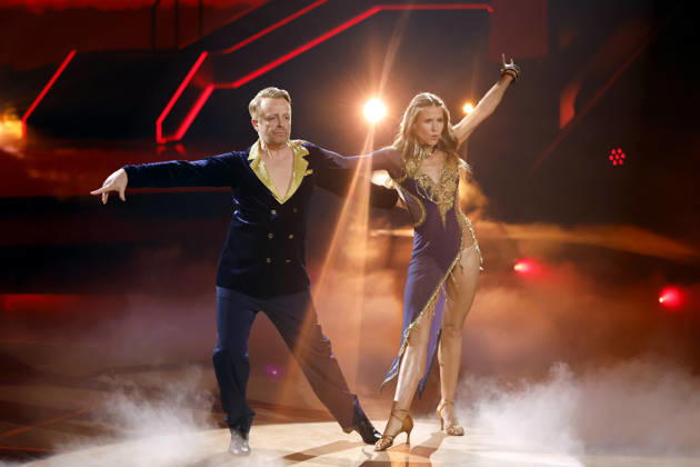 Entertainer Ross Antony and professional dancer Mariia Maksina at the sixth dance show of the 19th season of the RTL dance show Lets Dance at the Coloneum Ross Antony has blood running down his face after sustaining a bleeding wound while dancing Cologne, 17 04 2026 NRW Germany Copyright: xChristophxHardtx