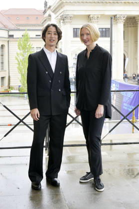 Hayato Sumino and Joana Mallwitz at the photo session for the Classic Open Air 2026 at Gendarmenmarkt Berlin, 20 04 2026 Foto:xM.xBehrensx xFuturexImagex classic_6408
