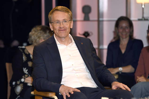 Daniel Günther at the recording of the RB talk show 3nach9 at Radio Bremen Studio Bremen, 24 04 2026 Foto:xC.xNiehausx xFuturexImagex 3nach9_6406