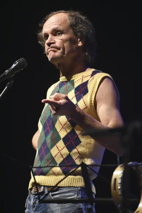 Olaf Schubert with his program Jetzt oder now live at the Swiss Life Hall Hannover, 24 04 2026 Foto:xR.xKeuntjex xFuturexImagex schubert_6411
