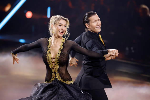 Singer Anna Carina Woitschack and dancer Evgeny Vinokurov at the seventh dance show of the 19th season of the RTL dance show Lets Dance at the Coloneum Cologne, 24 04 2026 NRW Germany Copyright: xChristophxHardtx