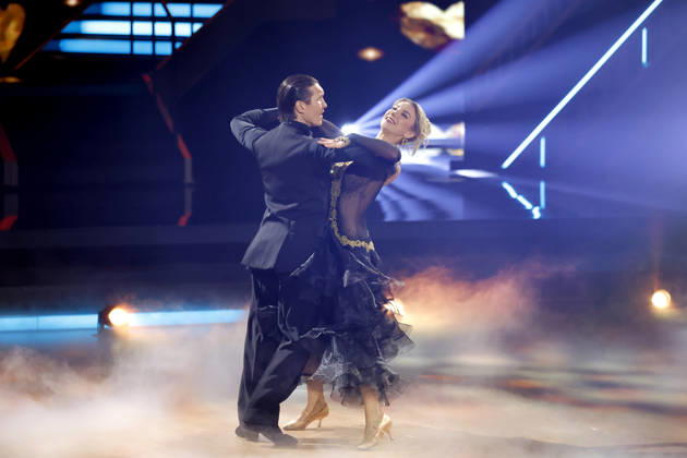 Singer Anna Carina Woitschack and dancer Evgeny Vinokurov at the seventh dance show of the 19th season of the RTL dance show Lets Dance at the Coloneum Cologne, 24 04 2026 NRW Germany Copyright: xChristophxHardtx