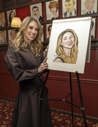 April 24, 2026, New York, Ny, United States: Caissie Levy joins the legendary wall of caricatures at Sardi s. Held at SardiÃ¢â‚¬â ¢s in New York. Zuma Press April 24, 2026. New York United States  - ZUMAp281 20260424_zea_p281_021 Copyright: xPhotoxImagexPressx
