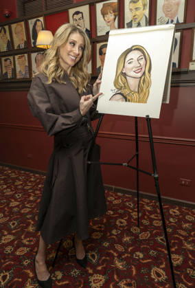 April 24, 2026, New York, Ny, United States: Caissie Levy joins the legendary wall of caricatures at Sardi s. Held at SardiÃ¢â‚¬â ¢s in New York. Zuma Press April 24, 2026. New York United States  - ZUMAp281 20260424_zea_p281_025 Copyright: xPhotoxImagexPressx