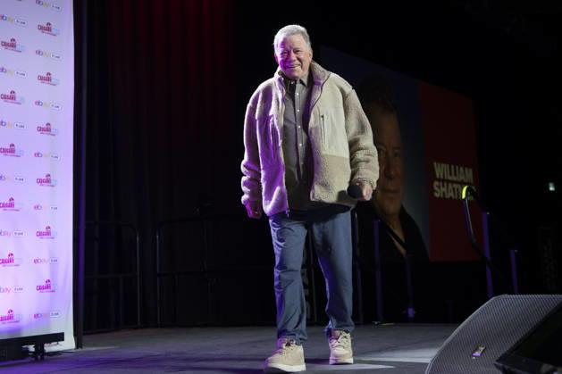 April 25, 2026, Calgary, Alberta, CANADA: William Shatner, 95, speaks during a panel at Calgary Expo at the BMO Centre in Calgary, Alberta, Canada on Saturday, April 26, 2026. Calgary CANADA - ZUMAr123 20260425_zap_r123_009 Copyright: xBadenxRothx
