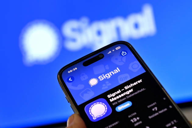 Symbol photo Signal Messenger, The messenger app Signal is popular with many people for whom privacy is important Now there is a major phishing attack, which apparently also affects federal ministers The evidence of the author is growing Social networks,Smartphone,Logos,Logo,App,
