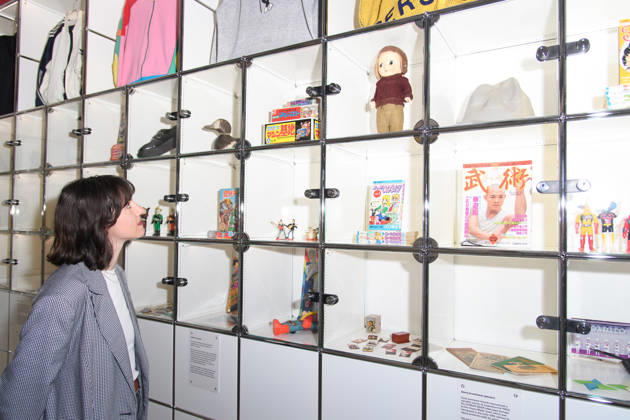 NIGO: From Japan with Love Press Preview at Design Museum, London, UK - A staff member poses with NIGO s Vintage Collection at a photocall for The Design Museum s NIGO: From Japan with Love Exhibition at The Design Museum in London, England, UK on Tuesday 28 April 2026 which runs from 1st May 2026 - 4th October 2026., Credit:Justin Ng Avalon UK, England, London, Design Museum  Copyright: xJustinxNgx xAvalonx 1094977858