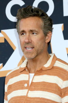 USA - FX s Welcome To Wrexham FYC Event - Burbank LOS ANGELES - APR 28: Ryan Reynolds at the FX s Welcome To Wrexham FYC Event at Chloe s at Golden Road Brewing on April 28, 2026 in Burbank, CA Burbank CA USA EDITORIAL USE ONLY Copyright: x 2026xKathyxHutchinsx xHutchinsxPhotox HutchinsxPhotox khphotos882226