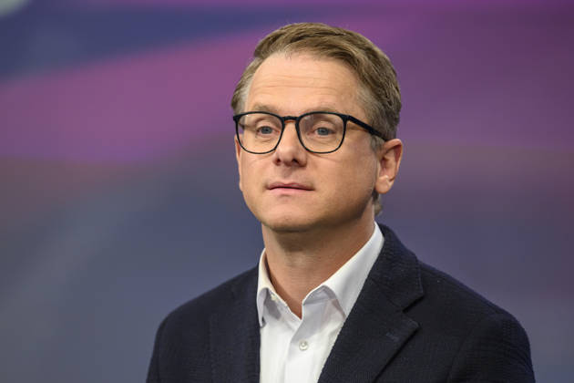v l Carsten Linnemann, CDU Secretary General , GER, Berlin, Studio, as a guest on Maischberger, political talk show, TV, format, with presenter Sandra Maischberger, Das Erste, from Adlershof Am Studio 20, April 29, 2026, Copyright: HMBxMedia UwexKoch